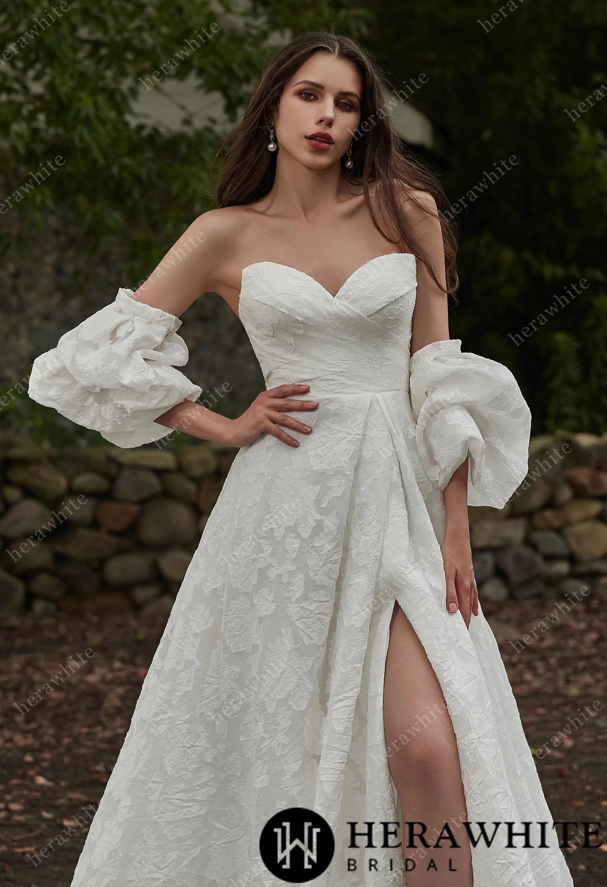 Jacquard Puff Sleeves Grace Slit And Sweetheart Wedding Dress HW3417