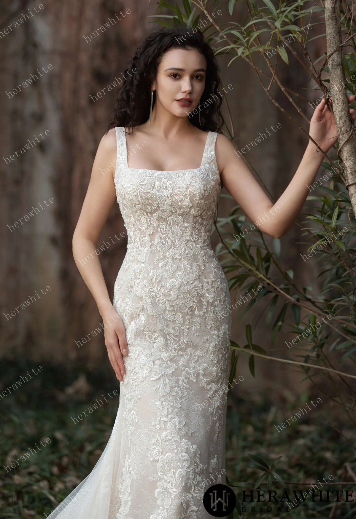Elegant Lace Fit-and-Flare Gown with Square Neckline and Intricate Floral Detailing HW3582