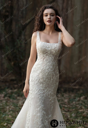 Elegant Lace Fit-and-Flare Gown with Square Neckline and Intricate Floral Detailing HW3582