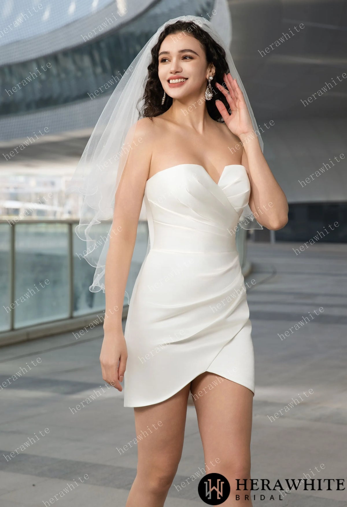 Convertible Two-Piece Wedding Dress: Detachable Overskirt with Sweetheart Short Skirts HW3606