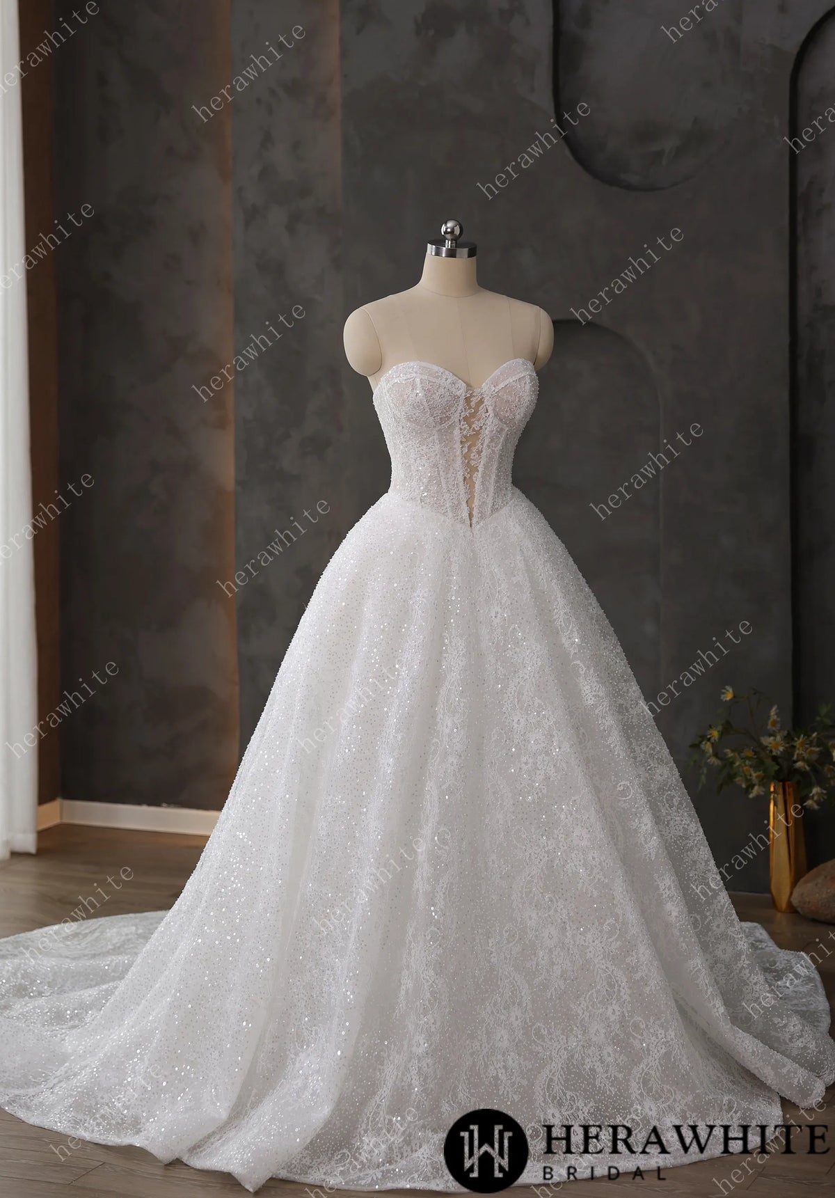 Stunning Sweetheart Neckline Sequined Lace Keyhole Wedding Dress HW3612