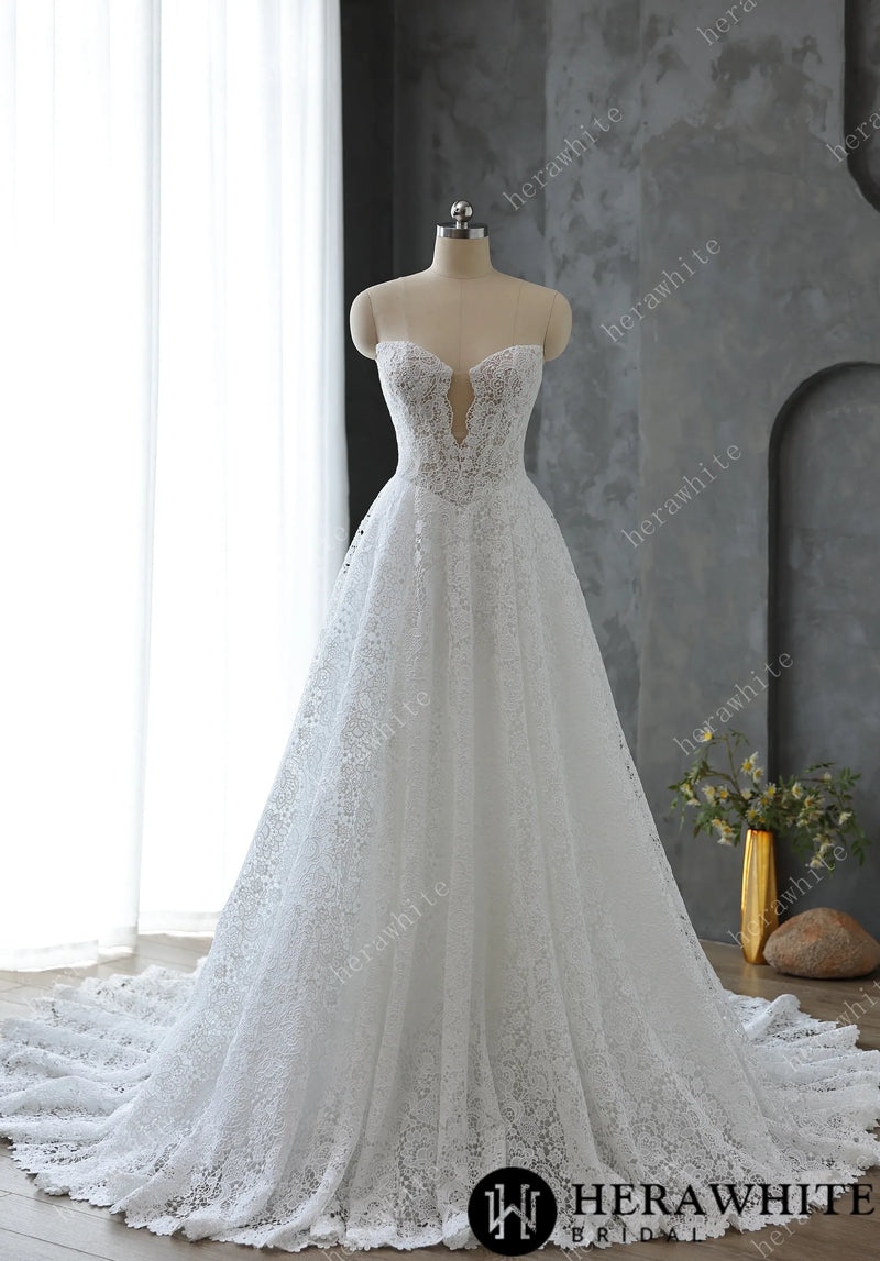 Sweetheart Neckline Keyhole Lace Ball Gown Wedding Dress HW3616