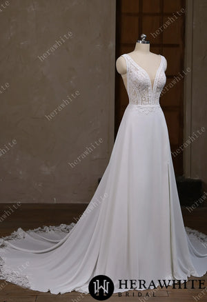 Deep V-neck and sleeveless design with symmetrical lace wedding gown HW3641