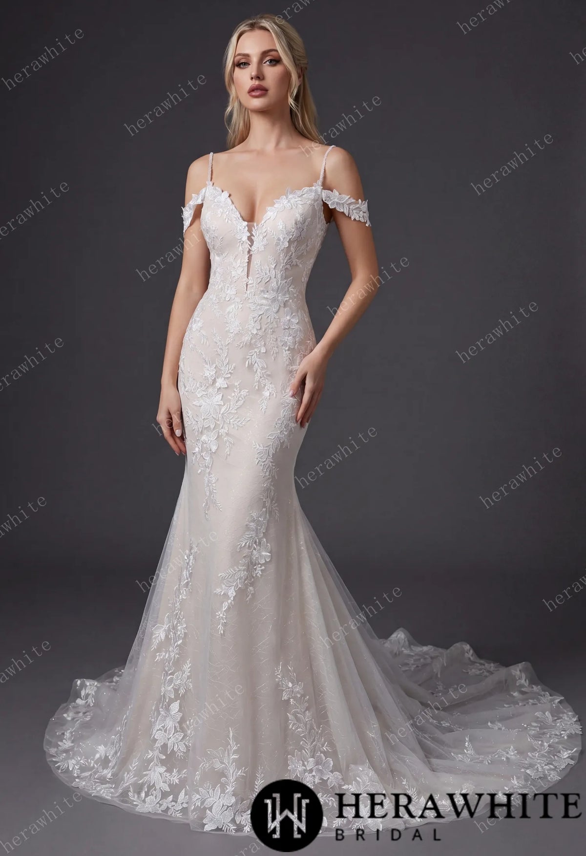 V-Neck Lace Mermaid Wedding Dress With Spaghetti Straps HW3643