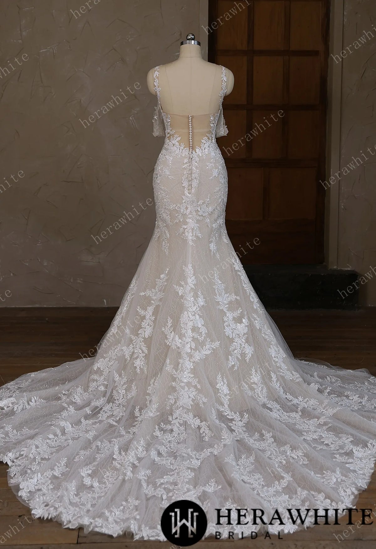 V-Neck Lace Mermaid Wedding Dress With Spaghetti Straps HW3643