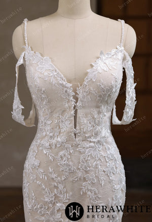 V-Neck Lace Mermaid Wedding Dress With Spaghetti Straps HW3643