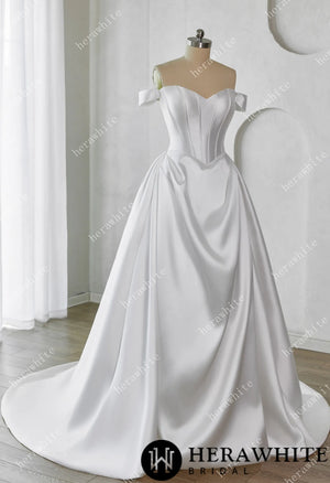 Elegant Corset Mikado Ball Gown with Soft Sweetheart Neckline HW3658