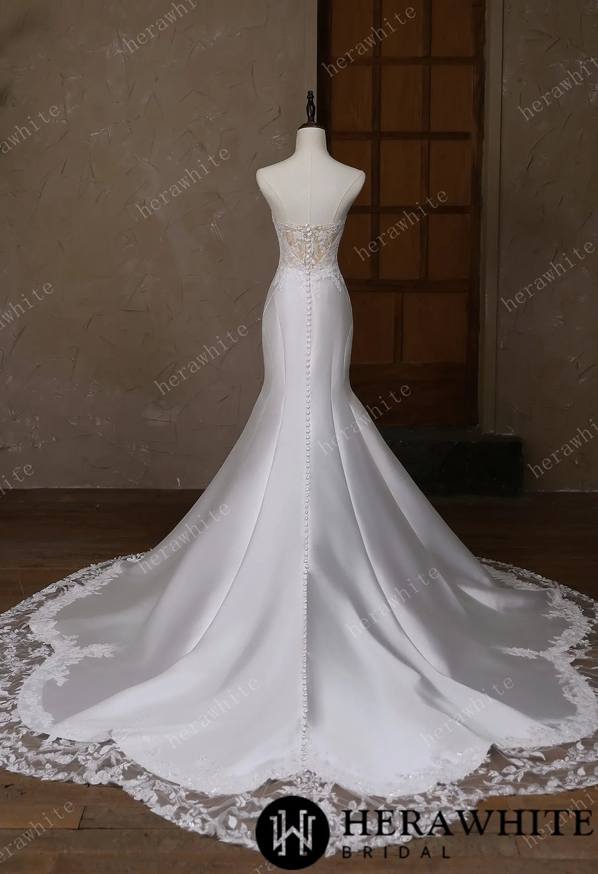 Satin Lace Mermaid Wedding Gown With Sweetheart Neckline HW3664
