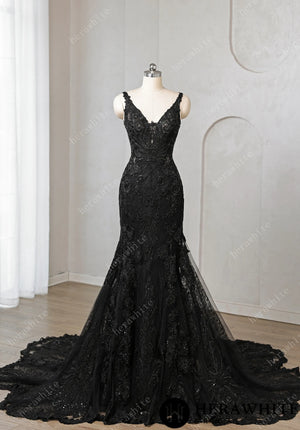 Sleek Trumpet Silhouette Tulle Bridal Gown with Dramatic Cathedral Train HW3692