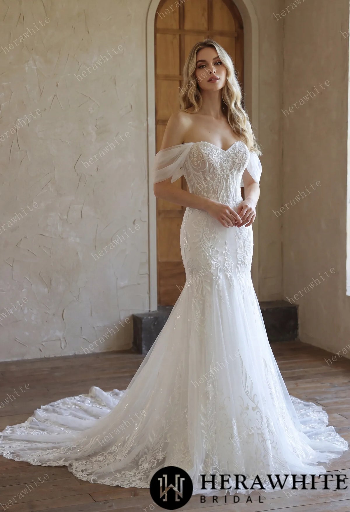 Sweetheart Lace Fit-and-Flare Wedding Gown With Detachable Off-Shoulder Sleeves & Scalloped Train HW3725