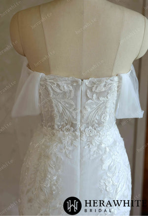 Sweetheart Lace Fit-and-Flare Wedding Gown With Detachable Off-Shoulder Sleeves & Scalloped Train HW3725