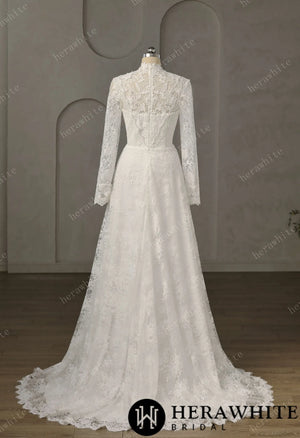 Vintage Boho Lace Sheath Wedding Gown With Illusion Long Bell Sleeves HW3751
