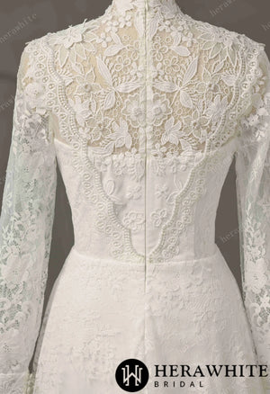 Vintage Boho Lace Sheath Wedding Gown With Illusion Long Bell Sleeves HW3751
