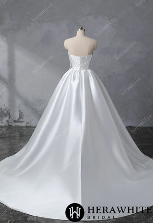 Strapless Sweetheart Neckline Wedding Dress with Chain jewelry HW3767