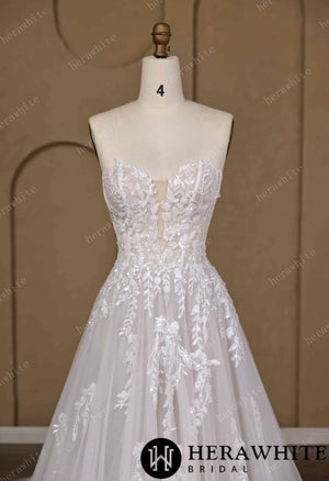 Floral Lace A-line Wedding Gown With Illusion Plunge Bodice & Strapless V-neck HW3773