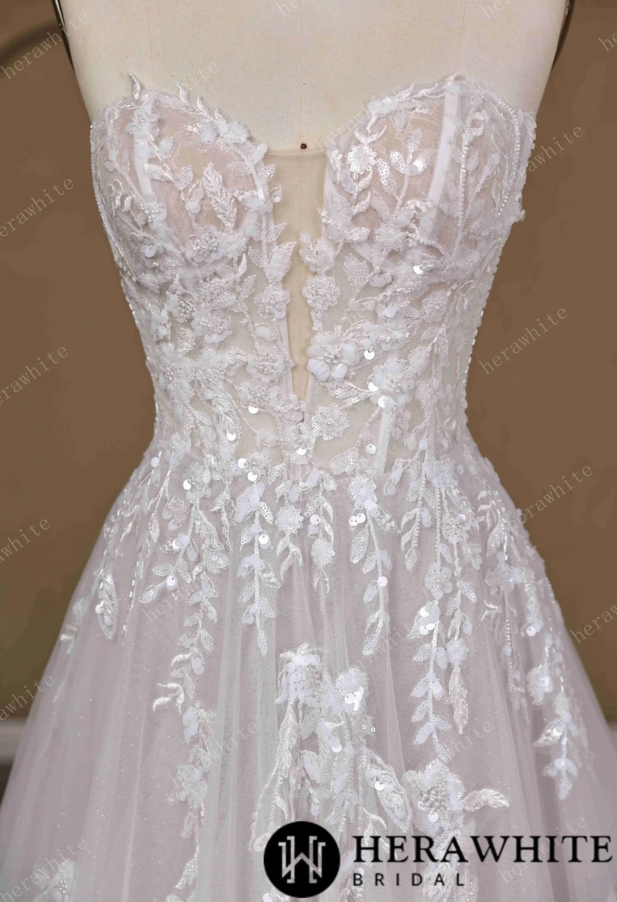 Floral Lace A-line Wedding Gown With Illusion Plunge Bodice & Strapless V-neck HW3773