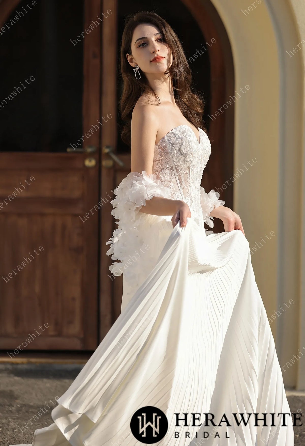 Delicately Pleated Skirt Wedding Dress Bridal Gown & Optional Structured Corset Vest HW3804