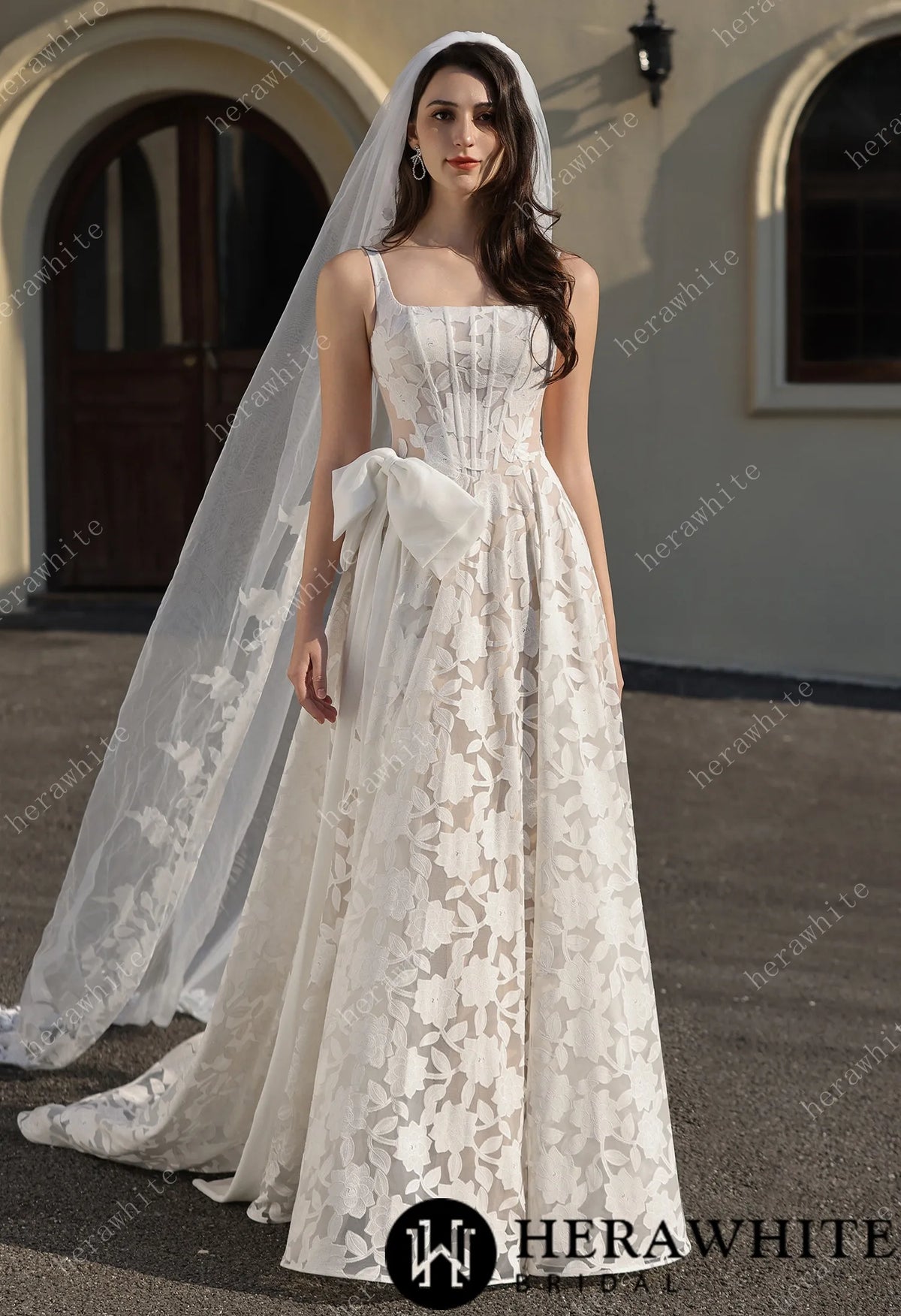 Romantic Silhouette Square-Neck Flower Lace Wedding Dress HW3839