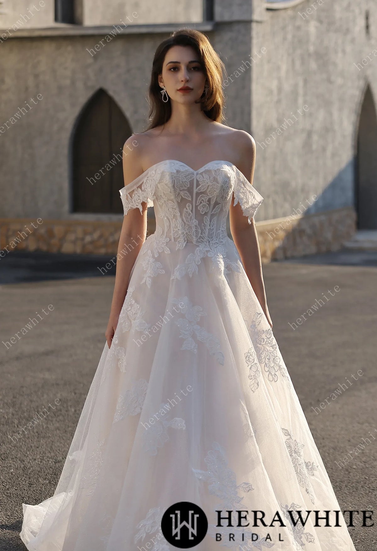 Romance Off-Shoulder Lace Strap Bride Dress HW3842