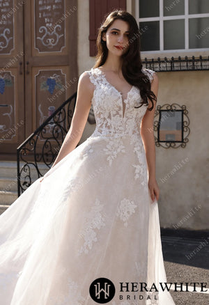 Timeless Sweetheart Neckline 3D Lace  A-line Wedding Dress With Pearl Chain Back Detail HW3854