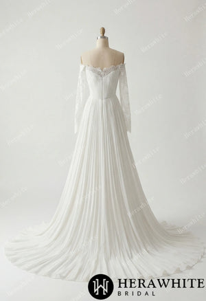 Fluid Pleated Chiffon Bridal Gown with Detachable Lace Sleeves HW3917