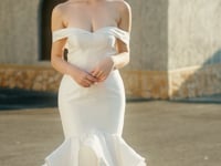 Off-the-Shoulder Textured  Fit And Flare Silhouette Wedding Dress With Ruffle Skirt HW3832