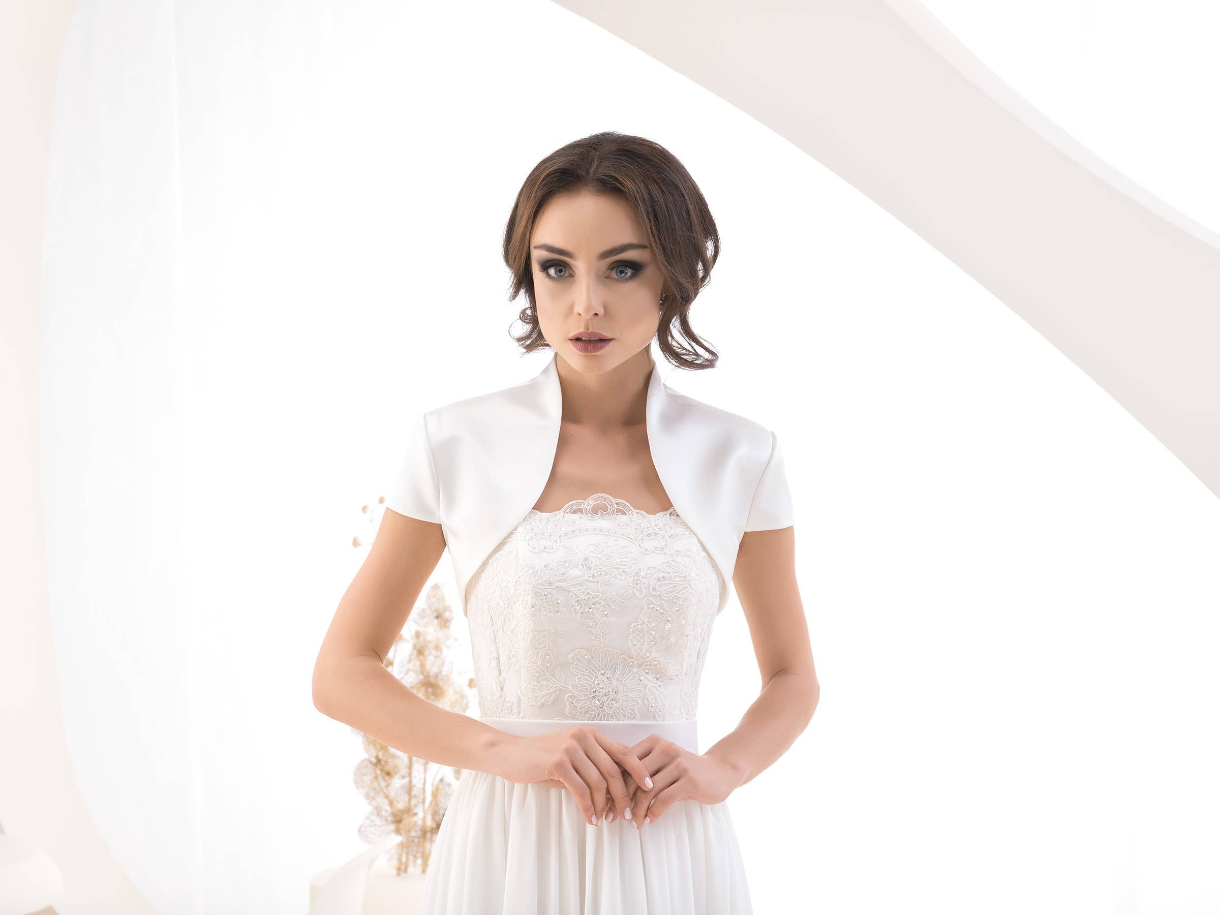 Bridal jacket, wedding bolero, women jacket: White / 4 XL